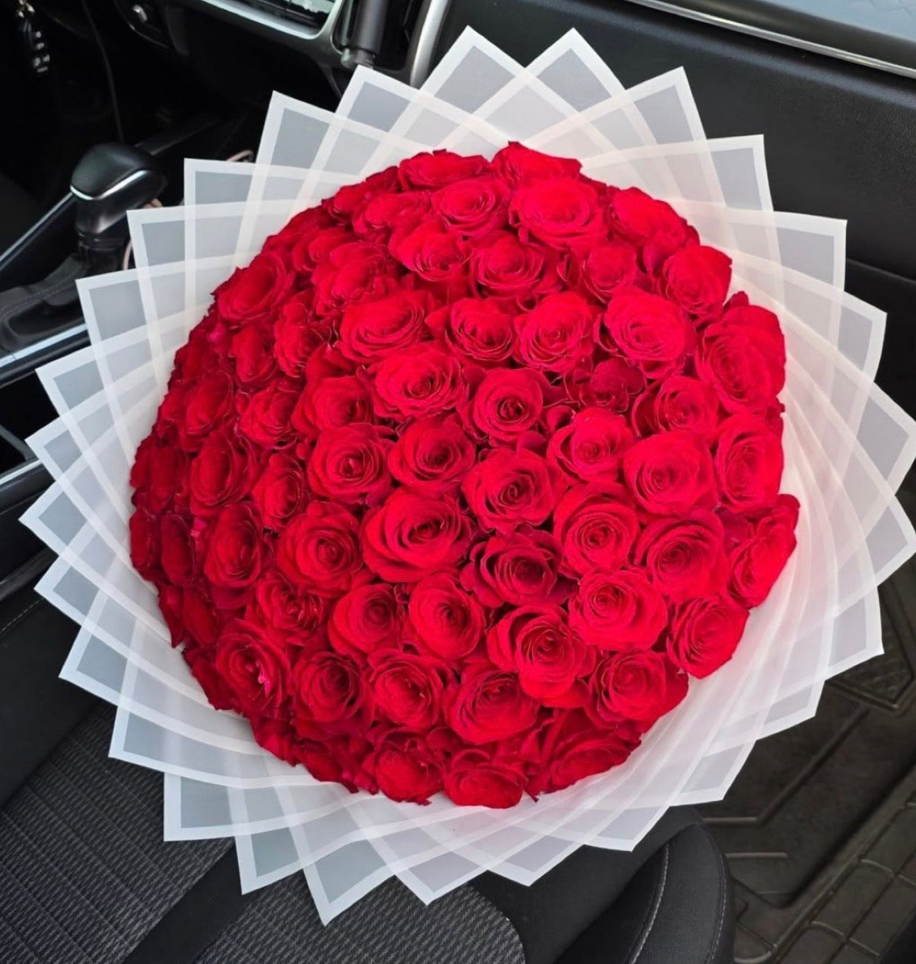 75 roses ramo buchón