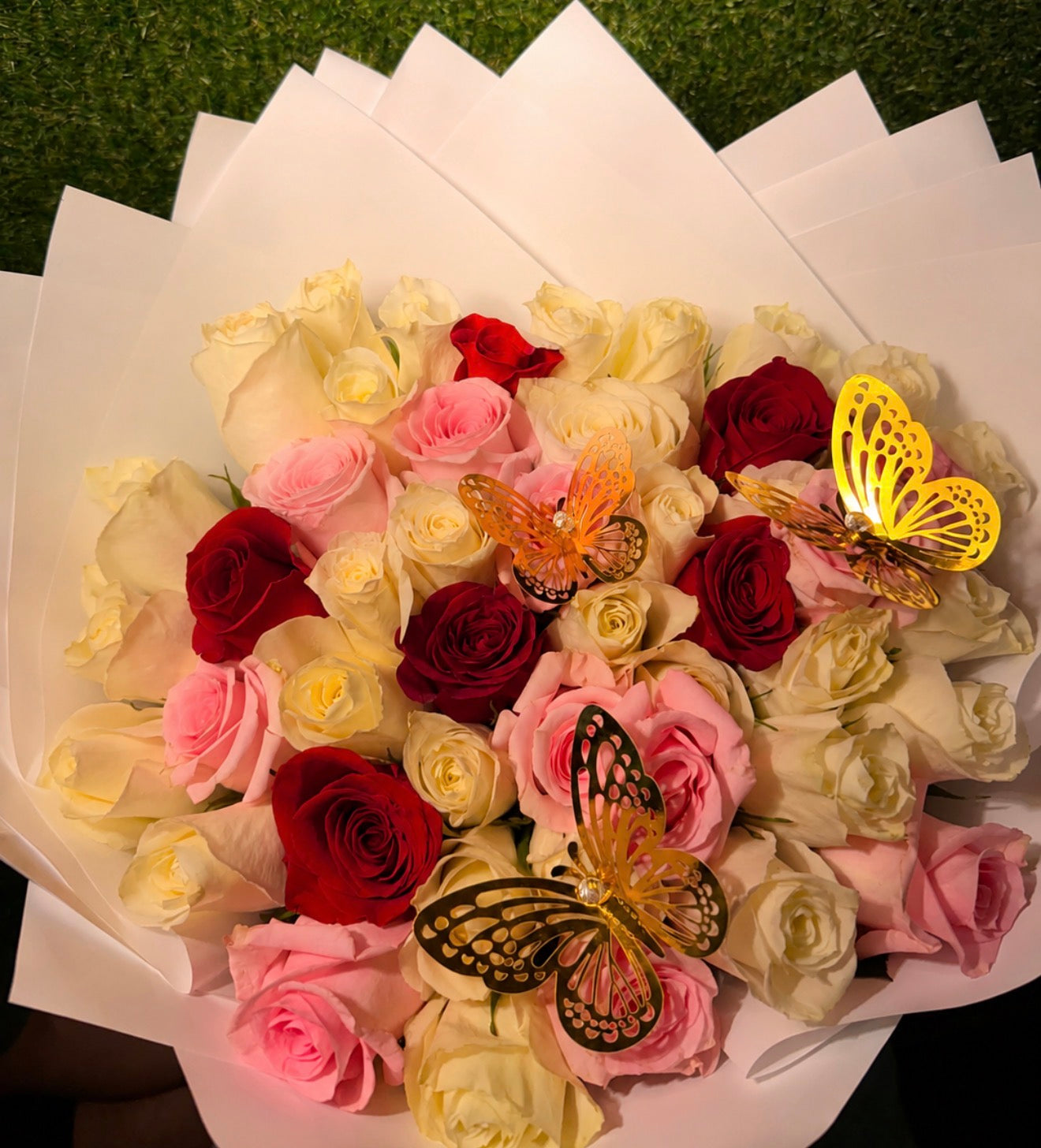 50 roses ramo buchón